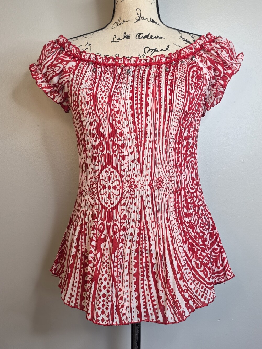 Y2k dressbarn Red and White Off-Shoulder Smocked Peplum Top Sz Small